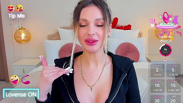 MissLoou online show from March 2026 06:18:01 AM