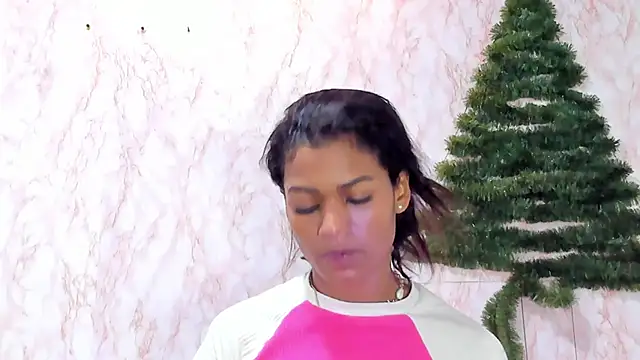 BarbieHotLaura online show from January 2025 01:16:02 AM