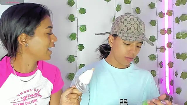 BarbieHotLaura online show from January 2025 06:10:01 PM