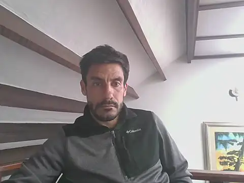 Snapshot of elkike1980 chatting on May 2026 04:24:01 PM elkike1980 online show from May 2026 04:24:01 PM