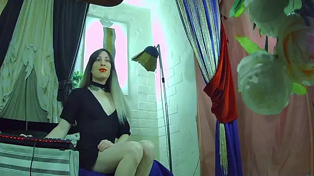 Snapshot of Mary_Loon chatting on November 2025 01:13:01 PM Mary Loon online show from November 2025 01:13:01 PM