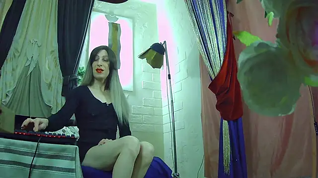 Snapshot of Mary_Loon chatting on January 2026 01:24:01 PM Mary Loon online show from January 2026 01:24:01 PM