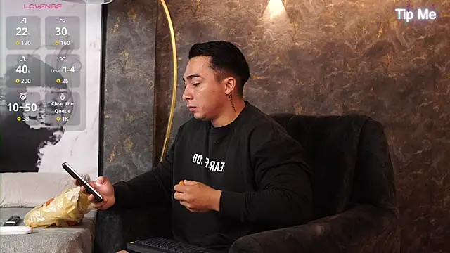 Ryan Hunt online show from December 2025 12:14:01 PM