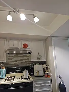 DevilDahm online show from November 2025 07:34:01 PM