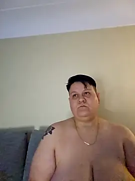 DevilDahm online show from April 2026 04:41:02 AM