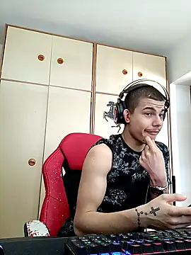 BigDickEnrg7195 online show from February 2025 11:21:02 AM