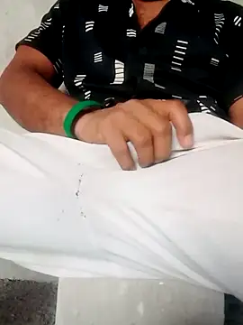 INDIANBOY7439 online show from February 2026 08:02:01 AM