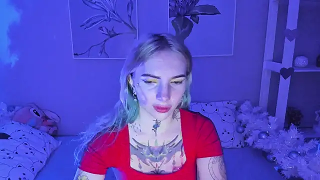 Snapshot of AnneTenet chatting on December 2024 06:06:02 AM AnneTenet online show from December 2024 06:06:02 AM