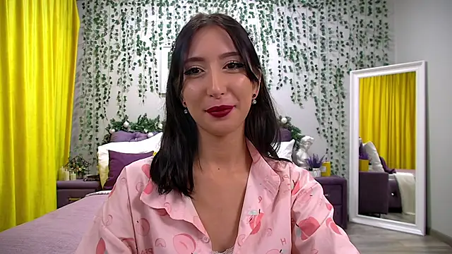 Snapshot of NicoleLimp chatting on January 2025 06:38:02 PM NicoleLimp online show from January 2025 06:38:02 PM