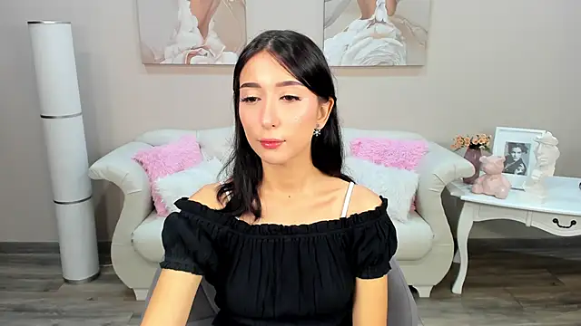 Snapshot of NicoleLimp chatting on January 2025 06:03:02 AM NicoleLimp online show from January 2025 06:03:02 AM