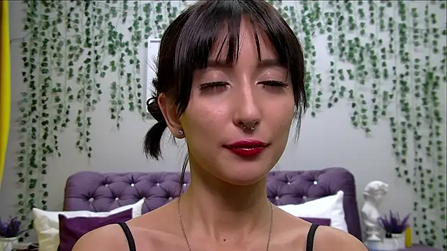 Snapshot of NicoleLimp chatting on February 2025 04:26:01 PM NicoleLimp online show from February 2025 04:26:01 PM