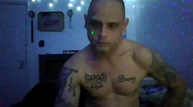 Snapshot of Buffshagswell chatting on February 2025 01:43:01 AM Buffshagswell online show from February 2025 01:43:01 AM