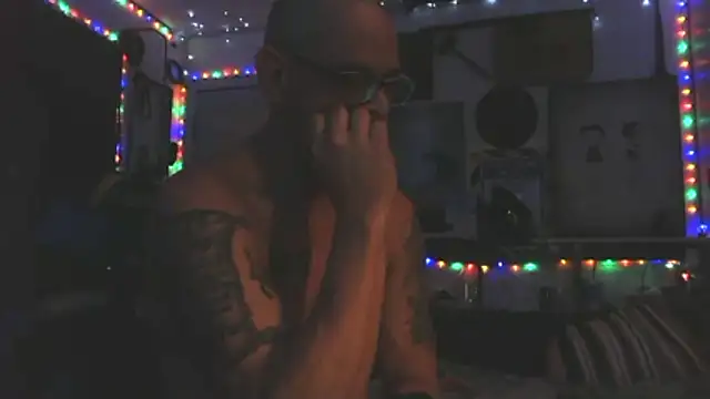 Buffshagswell online show from December 2025 10:11:02 AM