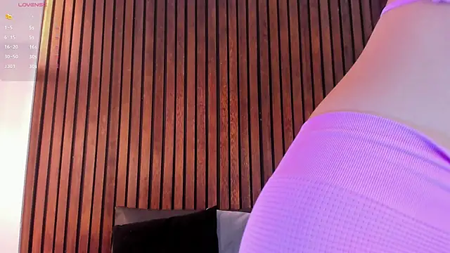 Snapshot of Jennmiiller_ chatting on March 2025 11:51:01 AM Jennmiiller online show from March 2025 11:51:01 AM