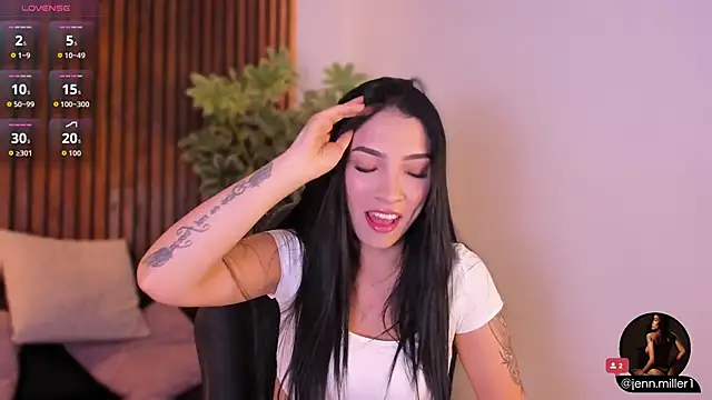 Snapshot of Jennmiiller_ chatting on October 2025 12:12:02 PM Jennmiiller online show from October 2025 12:12:02 PM