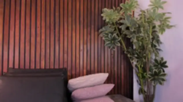 Snapshot of Jennmiiller_ chatting on November 2025 12:17:01 PM Jennmiiller online show from November 2025 12:17:01 PM