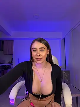 Snapshot of Lanataylor- chatting on September 2025 11:53:02 PM Lanataylor- online show from September 2025 11:53:02 PM