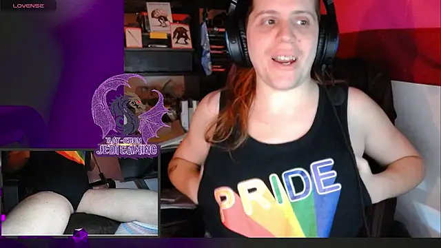 Snapshot of Rae-Suon chatting on January 2025 05:05:02 AM Rae-Suon online show from January 2025 05:05:02 AM