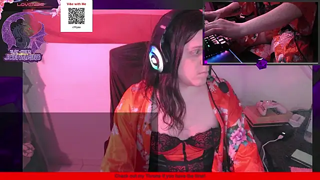 Snapshot of Rae-Suon chatting on February 2025 12:37:01 AM Rae-Suon online show from February 2025 12:37:01 AM