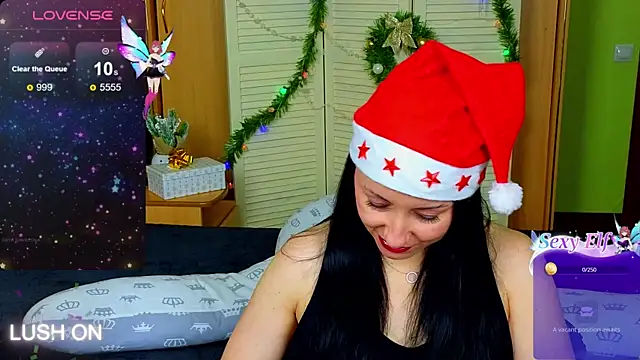 Snapshot of Roxyy_Star chatting on December 2024 03:33:02 AM Roxyy Star online show from December 2024 03:33:02 AM
