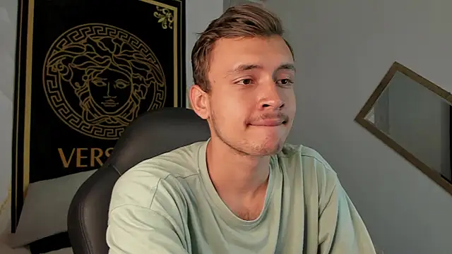 Desmon Clark online show from January 2025 09:39:01 PM