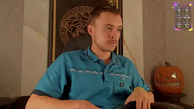 Desmon Clark online show from October 2025 10:41:01 PM