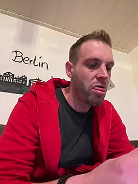 Snapshot of privat-official chatting on December 2024 08:15:01 PM privat-official online show from December 2024 08:15:01 PM