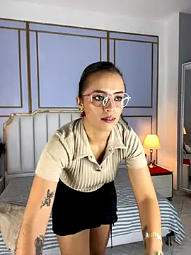 aziac10 online show from September 2025 11:48:01 AM