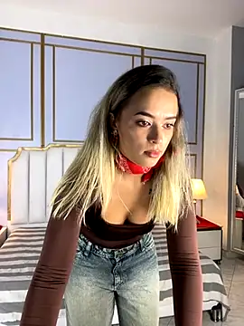 aziac10 online show from September 2025 11:37:01 AM