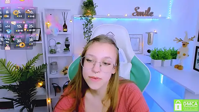 LayriantaVee online show from March 2025 01:47:01 PM