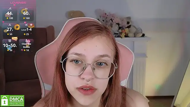 LayriantaVee online show from May 2026 07:17:01 AM