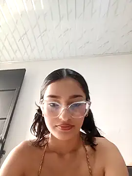 Ary-18 online show from December 2025 02:01:01 PM