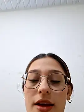 Ary-18 online show from March 2026 01:48:02 PM