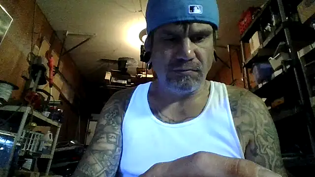 clitstitsandbongrips online show from September 2025 10:04:02 AM