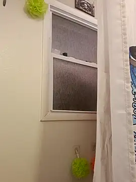 clitstitsandbongrips online show from September 2025 03:00:01 AM