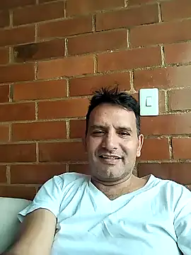 RogueTraveler online show from December 2024 07:21:02 PM