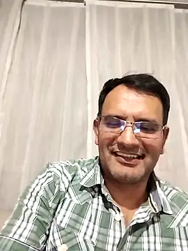 RogueTraveler online show from March 2025 02:27:02 AM