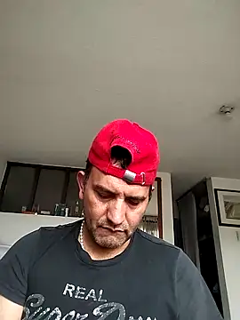 RogueTraveler online show from March 2025 06:26:02 PM