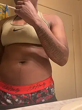 Snapshot of TransboyJay chatting on March 2026 09:22:02 PM TransboyJay online show from March 2026 09:22:02 PM