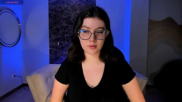 Snapshot of AmberFarrell chatting on November 2025 08:18:01 PM AmberFarrell online show from November 2025 08:18:01 PM