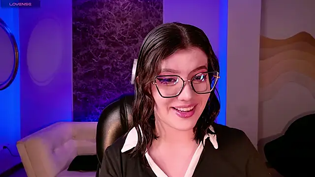 Snapshot of AmberFarrell chatting on December 2025 08:36:02 PM AmberFarrell online show from December 2025 08:36:02 PM