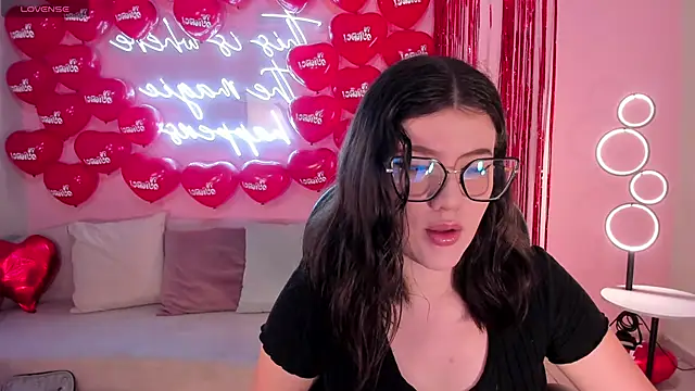 Snapshot of AmberFarrell chatting on February 2026 08:38:01 PM AmberFarrell online show from February 2026 08:38:01 PM