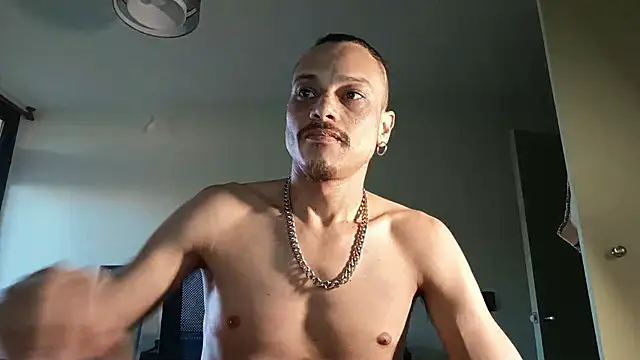 Snapshot of villanocat chatting on November 2025 11:06:01 PM villanocat online show from November 2025 11:06:01 PM