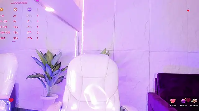 HannaPaola online show from November 2025 10:37:01 PM