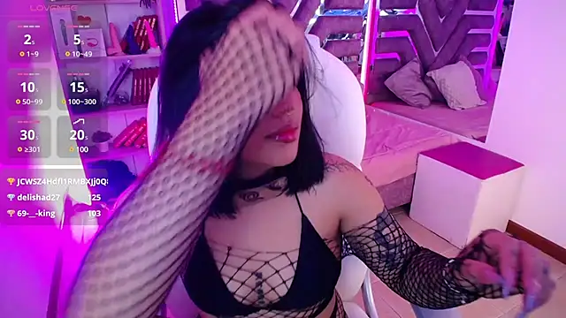 AliceWalker 11 online show from February 2025 10:55:01 PM