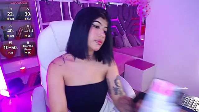 AliceWalker 11 online show from February 2025 08:10:02 PM