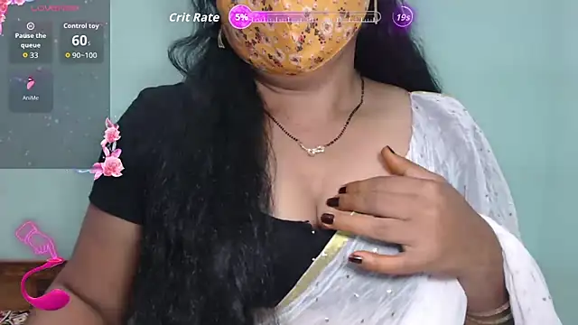 Snapshot of Queen_sakshi chatting on November 2025 05:15:01 PM Queen sakshi online show from November 2025 05:15:01 PM
