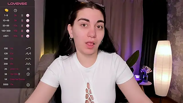 hannacheekss  online show from February 2025 02:01:02 AM