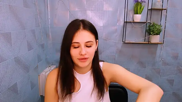 Snapshot of AliceSexyyy_ chatting on December 2024 08:28:02 PM AliceSexyyy  online show from December 2024 08:28:02 PM