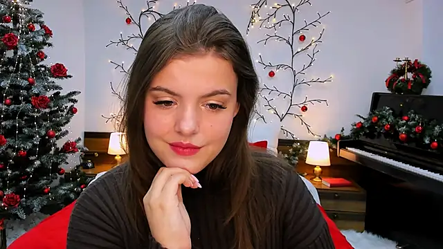 Snapshot of showmeparadise chatting on December 2024 12:12:01 PM showmeparadise online show from December 2024 12:12:01 PM